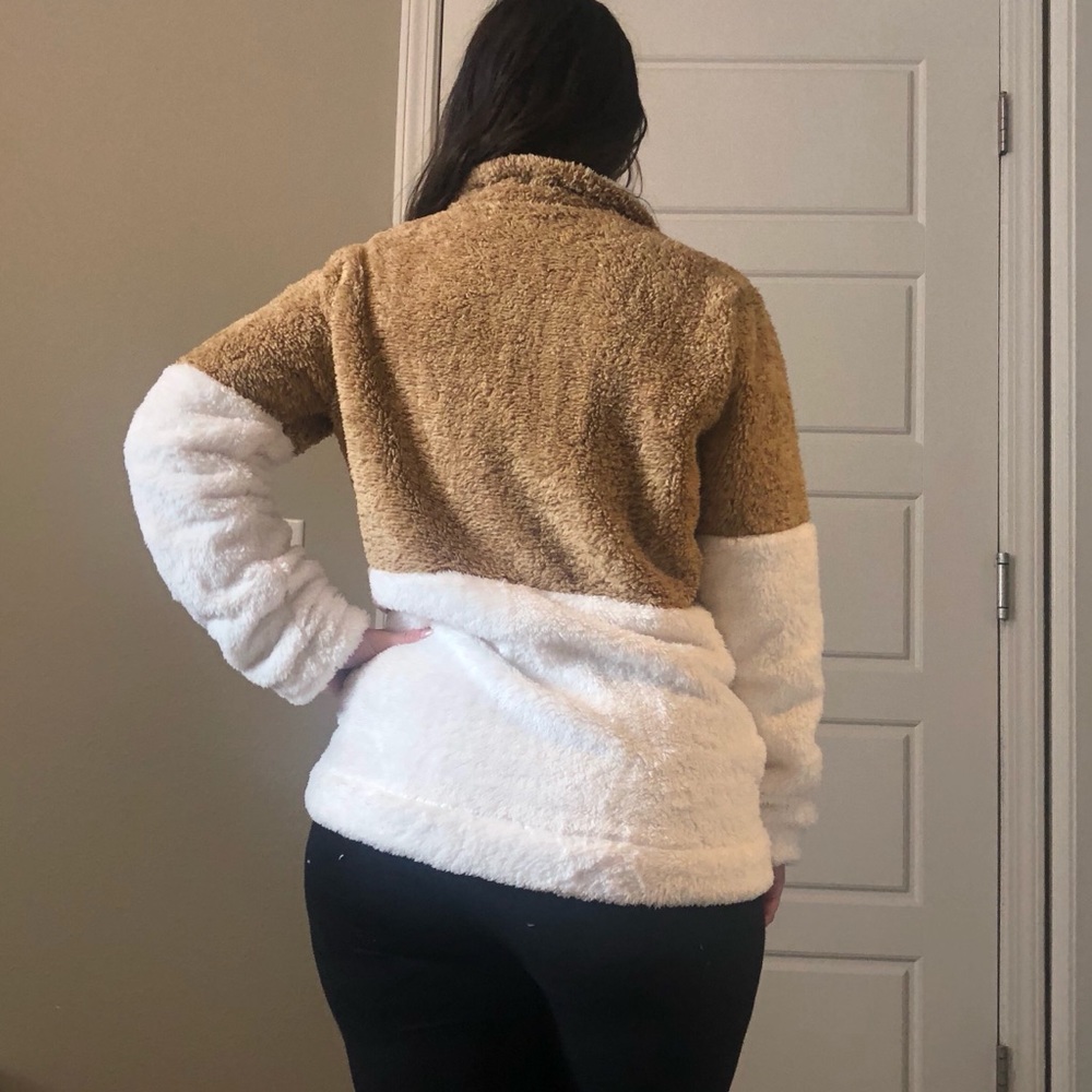 Tan & Cream Two Tone Sherpa 1/4 Zip Pullover - Picture 5 of 8